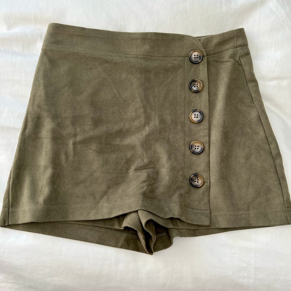Fashion on Earth + Altar'd State - Green Suede Skort/Skirt